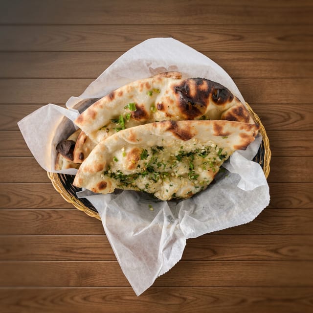 GARLIC CHILLI NAAN.