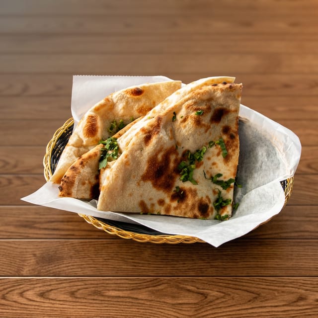 BUTTER NAAN.